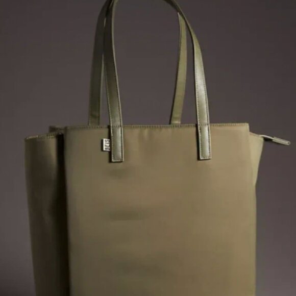 NWT BEIS Commuter Tote in Olive Green - Picture 3 of 3